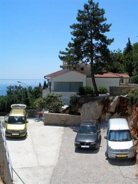 Apartments Gea Mošćenička Draga Exteriör bild
