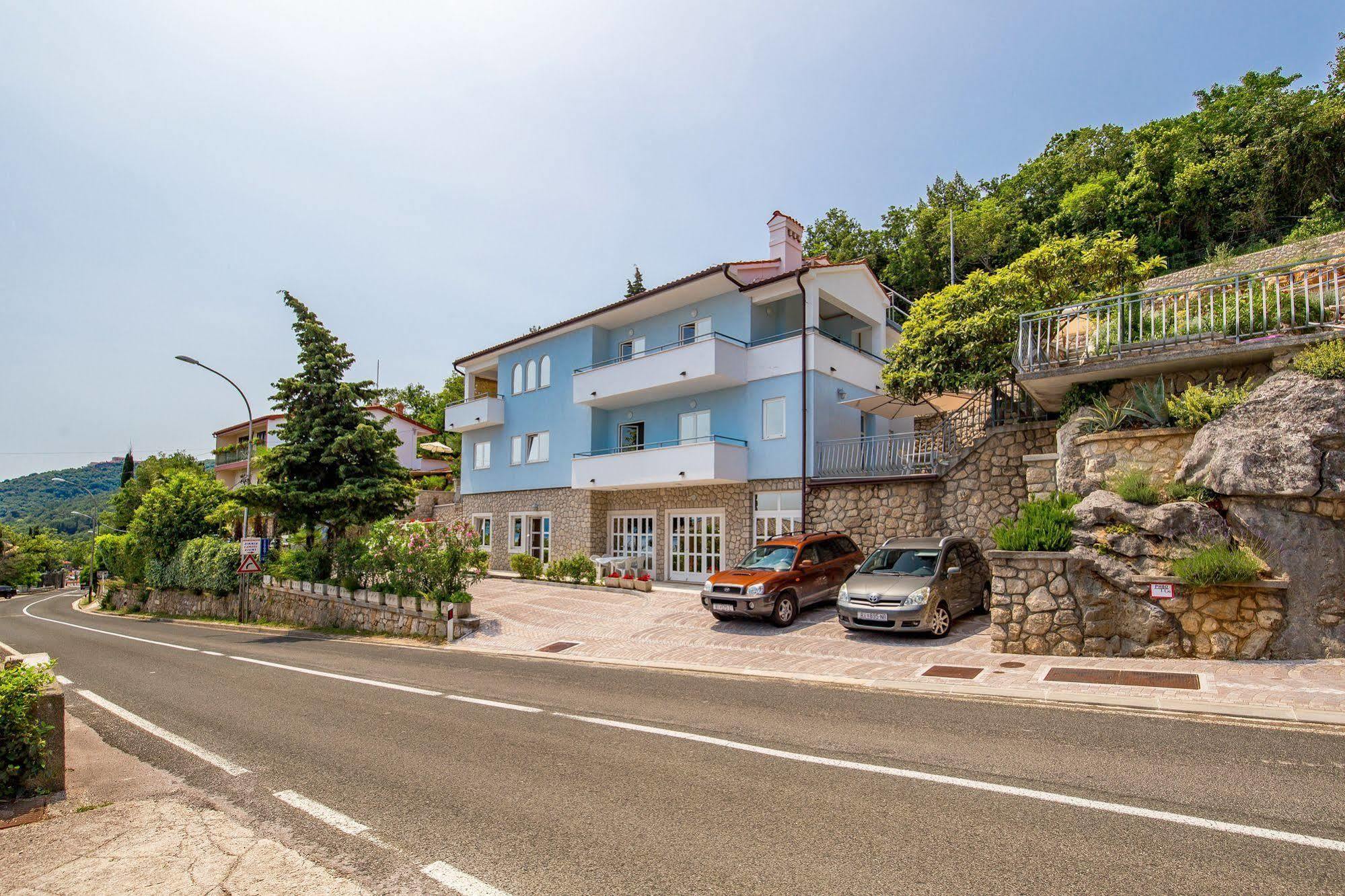 Apartments Gea Mošćenička Draga Exteriör bild